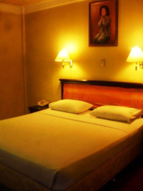 Hotel Bumi Asih Padangsidimpuan Batubelubang Zimmer foto